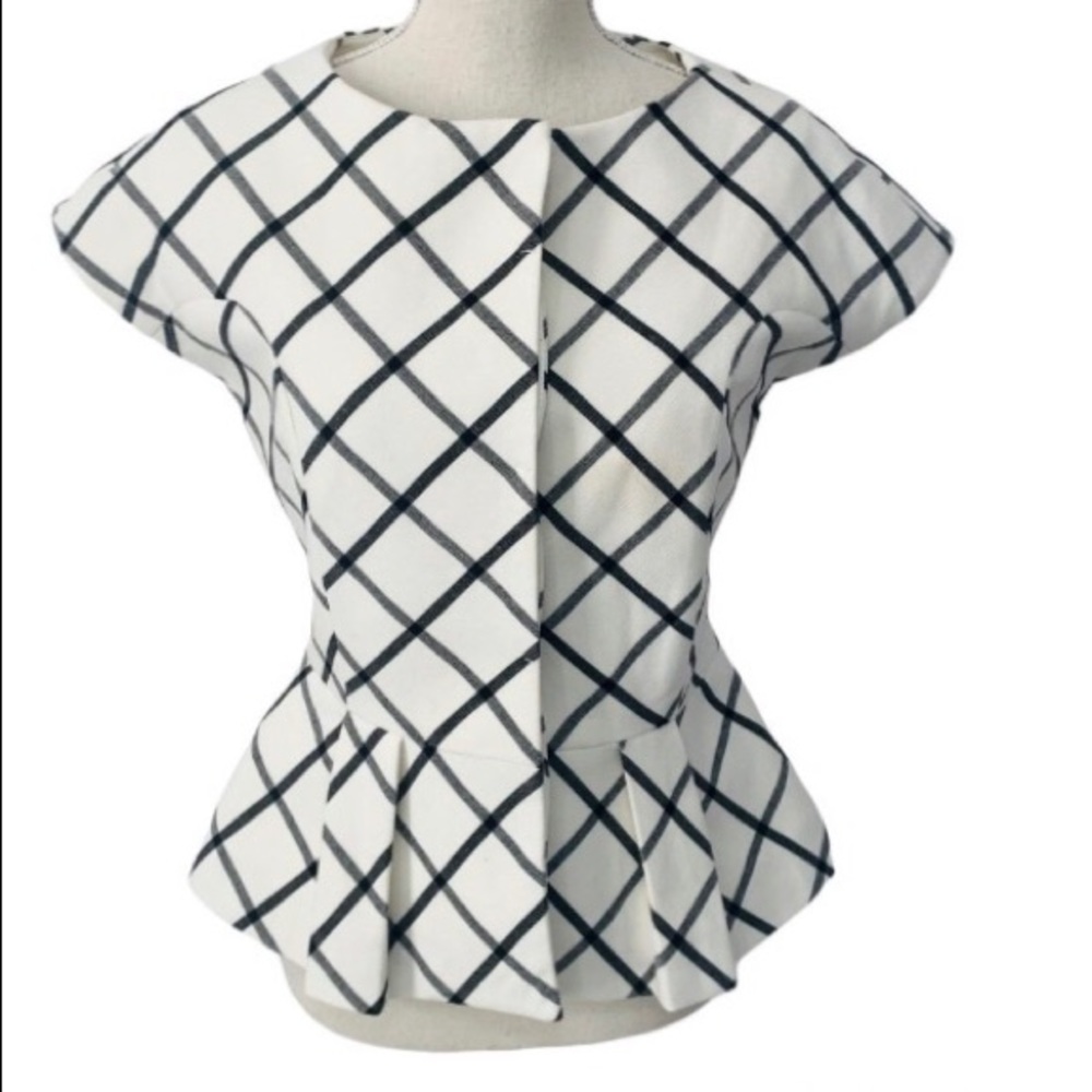 The limited Scandal clothing top/jacket.